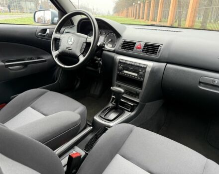 Сірий Шкода Октавія, об'ємом двигуна 2 л та пробігом 159 тис. км за 6500 $, фото 5 на Automoto.ua