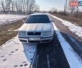 Сірий Шкода Октавія, об'ємом двигуна 2 л та пробігом 306 тис. км за 5600 $, фото 1 на Automoto.ua