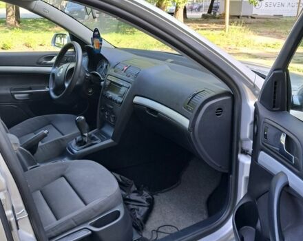 Серый Шкода Октавия, объемом двигателя 1.6 л и пробегом 178 тыс. км за 5950 $, фото 12 на Automoto.ua