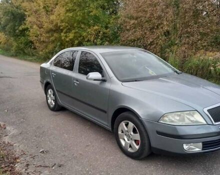 Серый Шкода Октавия, объемом двигателя 1.6 л и пробегом 303 тыс. км за 5800 $, фото 1 на Automoto.ua