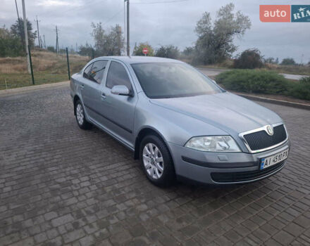 Серый Шкода Октавия, объемом двигателя 1.6 л и пробегом 239 тыс. км за 5600 $, фото 3 на Automoto.ua