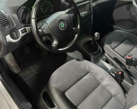 Сірий Шкода Октавія, об'ємом двигуна 0 л та пробігом 290 тис. км за 6000 $, фото 3 на Automoto.ua