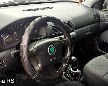 Серый Шкода Октавия, объемом двигателя 1.9 л и пробегом 350 тыс. км за 4400 $, фото 4 на Automoto.ua