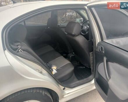 Серый Шкода Октавия, объемом двигателя 1.6 л и пробегом 365 тыс. км за 3300 $, фото 3 на Automoto.ua