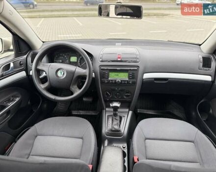 Сірий Шкода Октавія, об'ємом двигуна 1.9 л та пробігом 295 тис. км за 5700 $, фото 11 на Automoto.ua