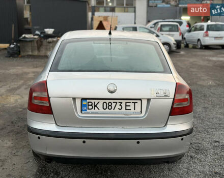 Серый Шкода Октавия, объемом двигателя 1.6 л и пробегом 250 тыс. км за 4300 $, фото 28 на Automoto.ua