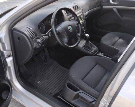 Серый Шкода Октавия, объемом двигателя 1.6 л и пробегом 270 тыс. км за 5900 $, фото 12 на Automoto.ua