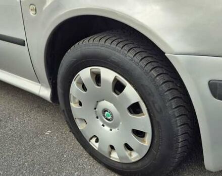 Сірий Шкода Октавія, об'ємом двигуна 1.6 л та пробігом 259 тис. км за 5500 $, фото 3 на Automoto.ua