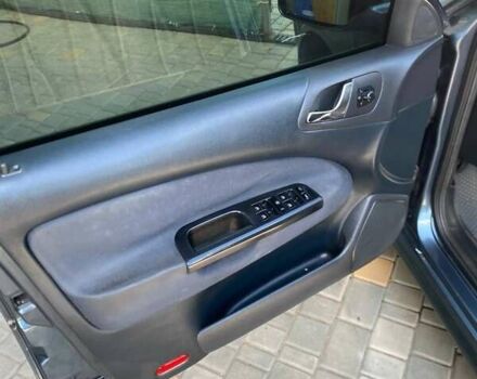 Серый Шкода Октавия, объемом двигателя 1.78 л и пробегом 288 тыс. км за 5300 $, фото 2 на Automoto.ua