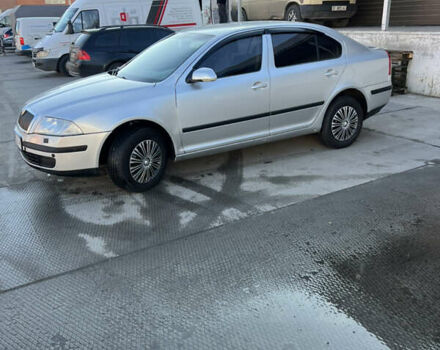 Серый Шкода Октавия, объемом двигателя 1.6 л и пробегом 200 тыс. км за 3999 $, фото 7 на Automoto.ua