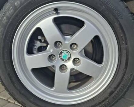 Серый Шкода Октавия, объемом двигателя 1.6 л и пробегом 192 тыс. км за 6150 $, фото 2 на Automoto.ua