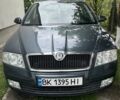 Сірий Шкода Октавія, об'ємом двигуна 1.6 л та пробігом 289 тис. км за 5600 $, фото 1 на Automoto.ua