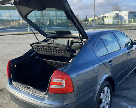 Сірий Шкода Октавія, об'ємом двигуна 1.6 л та пробігом 360 тис. км за 5100 $, фото 9 на Automoto.ua