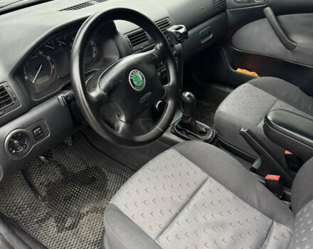 Сірий Шкода Октавія, об'ємом двигуна 1.6 л та пробігом 284 тис. км за 5000 $, фото 5 на Automoto.ua