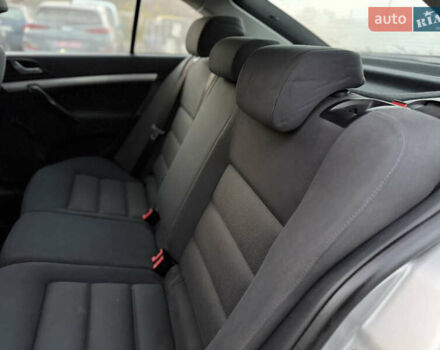 Серый Шкода Октавия, объемом двигателя 1.6 л и пробегом 250 тыс. км за 4300 $, фото 69 на Automoto.ua