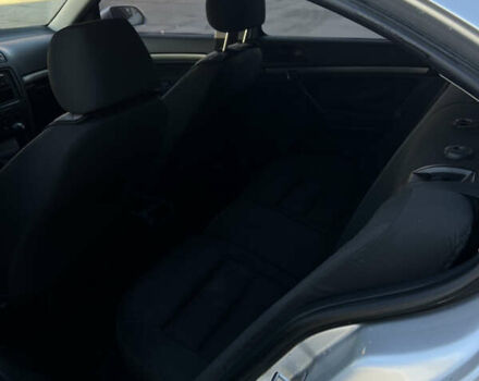 Серый Шкода Октавия, объемом двигателя 1.6 л и пробегом 200 тыс. км за 3999 $, фото 11 на Automoto.ua