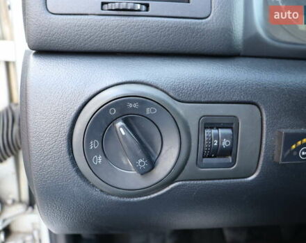 Серый Шкода Октавия, объемом двигателя 2 л и пробегом 272 тыс. км за 4300 $, фото 11 на Automoto.ua