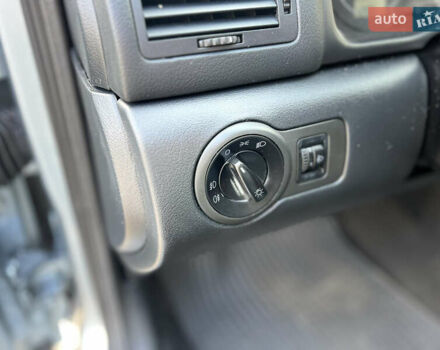 Серый Шкода Октавия, объемом двигателя 1.6 л и пробегом 255 тыс. км за 5999 $, фото 10 на Automoto.ua