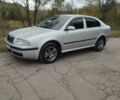 Сірий Шкода Октавія, об'ємом двигуна 1.6 л та пробігом 200 тис. км за 5850 $, фото 1 на Automoto.ua