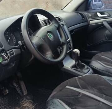 Шкода Октавия 2005 в Сокинянах на Automoto.ua Серый Шкода Октавия, объемом двигателя 1.6 л и пробегом 325 тыс. км за 6000 $, фото 8 на Automoto.ua