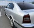 Серый Шкода Октавия, объемом двигателя 1.6 л и пробегом 322 тыс. км за 4500 $, фото 2 на Automoto.ua