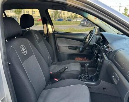 Шкода Октавия 2005 в Жмеренке на Automoto.ua Серый Шкода Октавия, объемом двигателя 1.6 л и пробегом 360 тыс. км за 3300 $, фото 15 на Automoto.ua