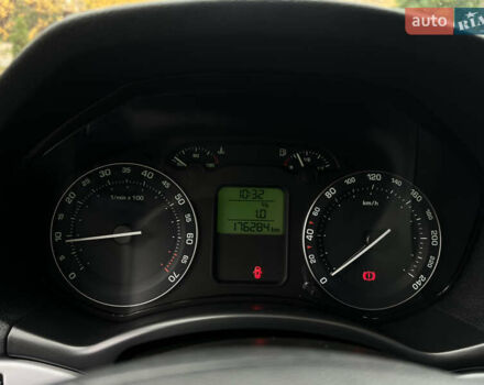 Шкода Октавия 2005 в Полтаве на Automoto.ua Серый Шкода Октавия, объемом двигателя 1.6 л и пробегом 176 тыс. км за 6500 $, фото 44 на Automoto.ua