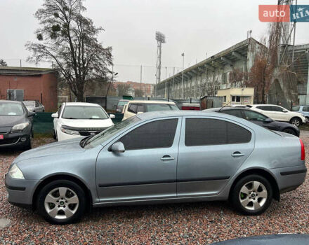 Серый Шкода Октавия, объемом двигателя 1.6 л и пробегом 220 тыс. км за 5950 $, фото 6 на Automoto.ua