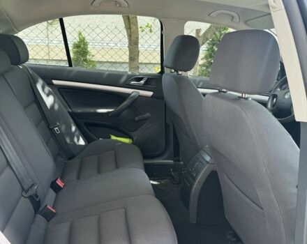 Сірий Шкода Октавія, об'ємом двигуна 1.6 л та пробігом 289 тис. км за 5600 $, фото 7 на Automoto.ua
