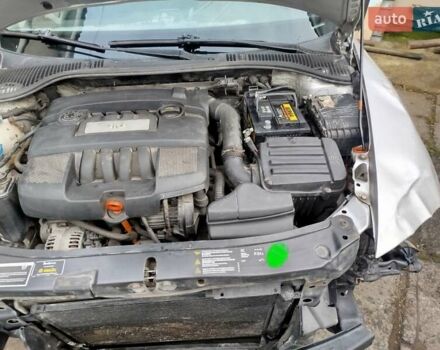 Сірий Шкода Октавія, об'ємом двигуна 1.6 л та пробігом 250 тис. км за 1800 $, фото 2 на Automoto.ua