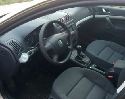 Шкода Октавия 2005 в Змиеве на Automoto.ua Серый Шкода Октавия, объемом двигателя 1.9 л и пробегом 300 тыс. км за 2800 $, фото 9 на Automoto.ua