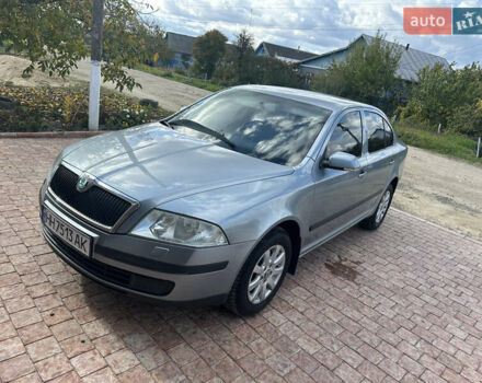 Серый Шкода Октавия, объемом двигателя 1.6 л и пробегом 239 тыс. км за 5800 $, фото 1 на Automoto.ua