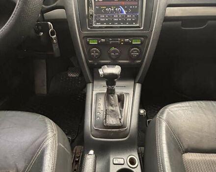 Серый Шкода Октавия, объемом двигателя 1.6 л и пробегом 283 тыс. км за 4700 $, фото 6 на Automoto.ua