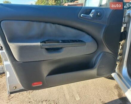 Серый Шкода Октавия, объемом двигателя 1.6 л и пробегом 255 тыс. км за 4200 $, фото 58 на Automoto.ua