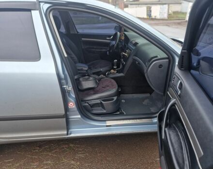 Сірий Шкода Октавія, об'ємом двигуна 1.6 л та пробігом 235 тис. км за 6500 $, фото 5 на Automoto.ua