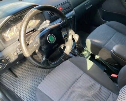 Серый Шкода Октавия, объемом двигателя 1.78 л и пробегом 288 тыс. км за 5300 $, фото 4 на Automoto.ua