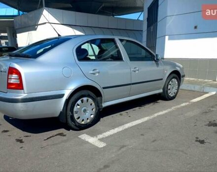 Серый Шкода Октавия, объемом двигателя 1.6 л и пробегом 255 тыс. км за 4200 $, фото 1 на Automoto.ua