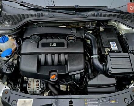 Шкода Октавия 2005 в Полтаве на Automoto.ua Серый Шкода Октавия, объемом двигателя 1.6 л и пробегом 122 тыс. км за 7999 $, фото 1 на Automoto.ua