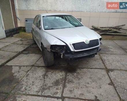 Сірий Шкода Октавія, об'ємом двигуна 1.6 л та пробігом 250 тис. км за 1800 $, фото 6 на Automoto.ua