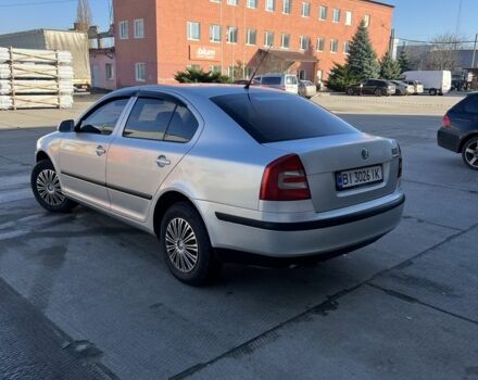 Серый Шкода Октавия, объемом двигателя 1.6 л и пробегом 200 тыс. км за 3999 $, фото 3 на Automoto.ua