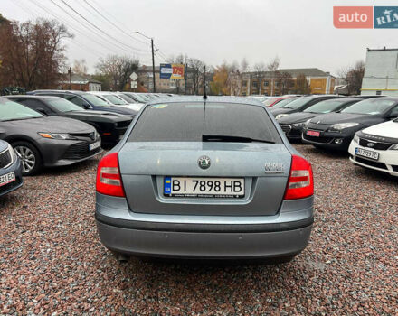 Серый Шкода Октавия, объемом двигателя 1.6 л и пробегом 220 тыс. км за 5950 $, фото 5 на Automoto.ua