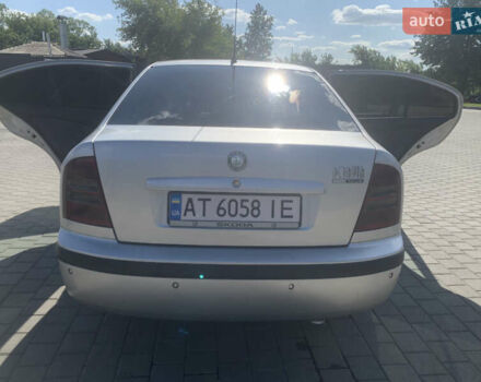 Сірий Шкода Октавія, об'ємом двигуна 1.6 л та пробігом 290 тис. км за 4200 $, фото 5 на Automoto.ua