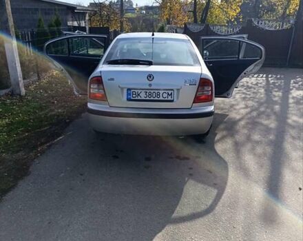 Сірий Шкода Октавія, об'ємом двигуна 1.6 л та пробігом 295 тис. км за 5300 $, фото 11 на Automoto.ua