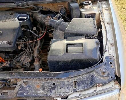 Серый Шкода Октавия, объемом двигателя 1.6 л и пробегом 400 тыс. км за 4400 $, фото 7 на Automoto.ua