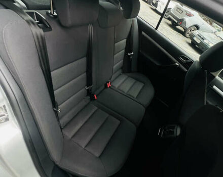 Шкода Октавия 2005 в Полтаве на Automoto.ua Серый Шкода Октавия, объемом двигателя 1.6 л и пробегом 176 тыс. км за 6500 $, фото 33 на Automoto.ua