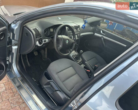 Серый Шкода Октавия, объемом двигателя 1.6 л и пробегом 239 тыс. км за 5800 $, фото 8 на Automoto.ua