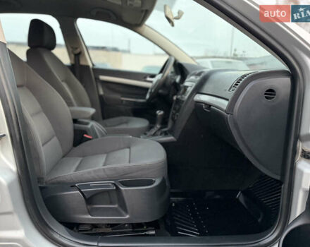 Сірий Шкода Октавія, об'ємом двигуна 1.6 л та пробігом 250 тис. км за 3850 $, фото 56 на Automoto.ua