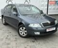 Серый Шкода Октавия, объемом двигателя 1.6 л и пробегом 369 тыс. км за 5500 $, фото 1 на Automoto.ua