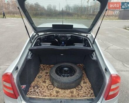 Серый Шкода Октавия, объемом двигателя 1.6 л и пробегом 250 тыс. км за 4600 $, фото 6 на Automoto.ua