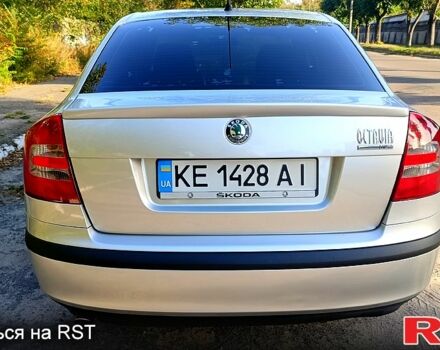 Шкода Октавия 2005 в Каменское - Днепродзержинск на Automoto.ua Серый Шкода Октавия, объемом двигателя 1.6 л и пробегом 255 тыс. км за 5900 $, фото 3 на Automoto.ua